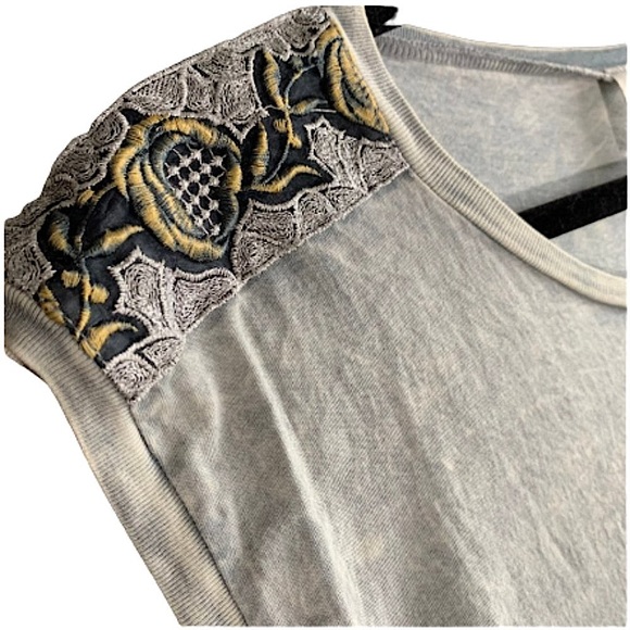 American Age Acid Stone Wash Embroidered Muscle Tank - Picture 3 of 4